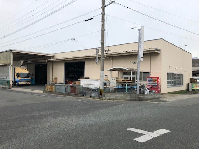 複合店舗（うどん、定食）